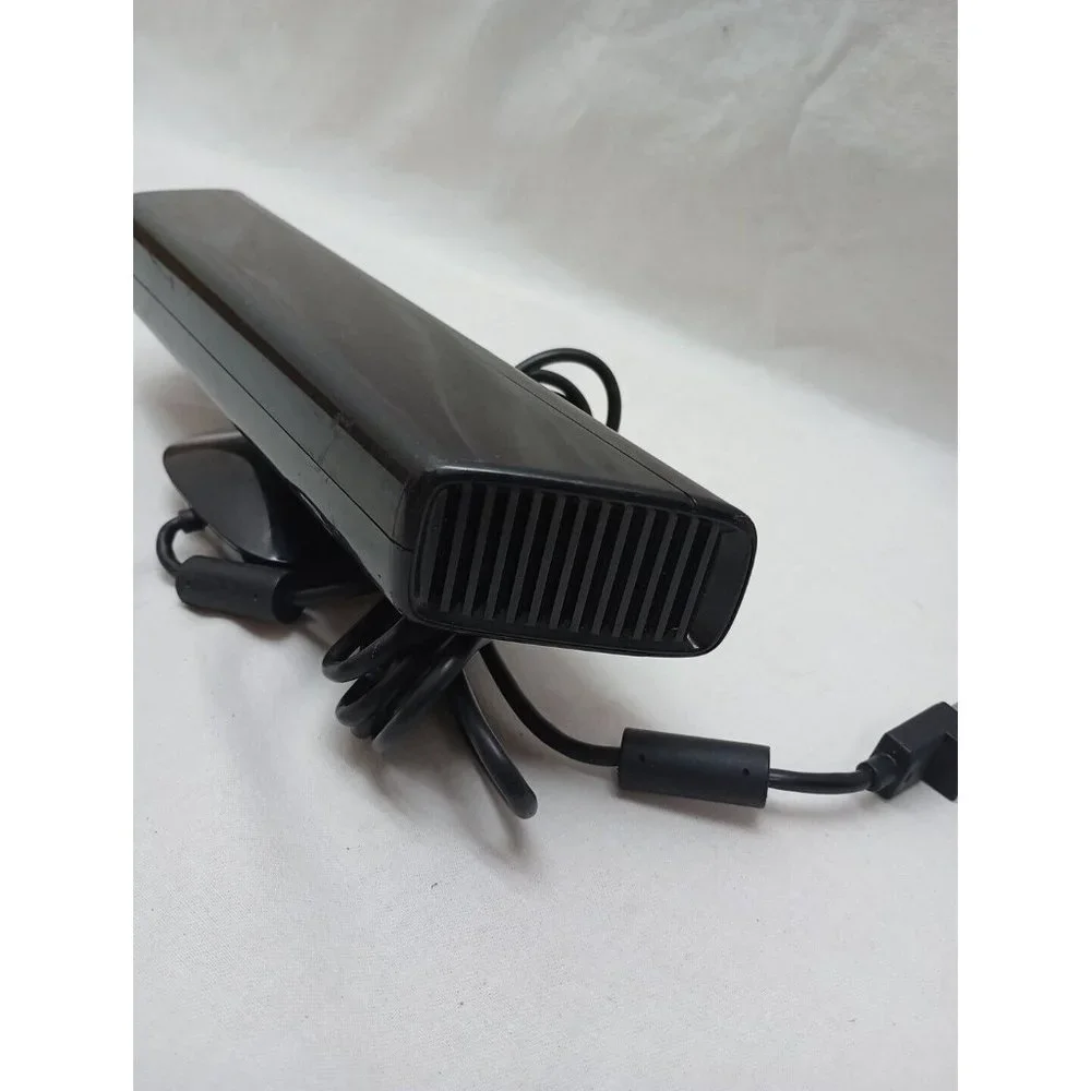 Authentic Microsoft Xbox 360 Kinect Sensor Only Working Model 1414